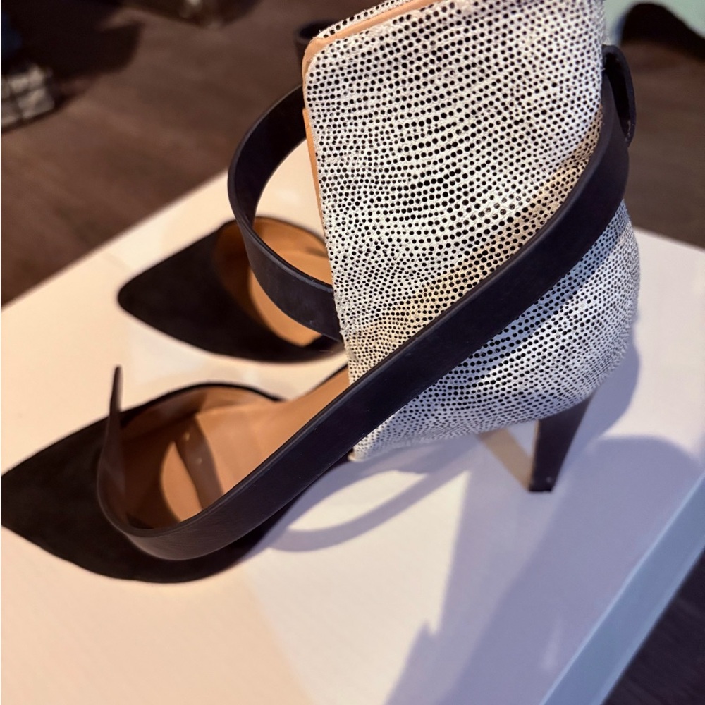 Joe's Black and Cream Strappy Heels - Picture 4 of 6